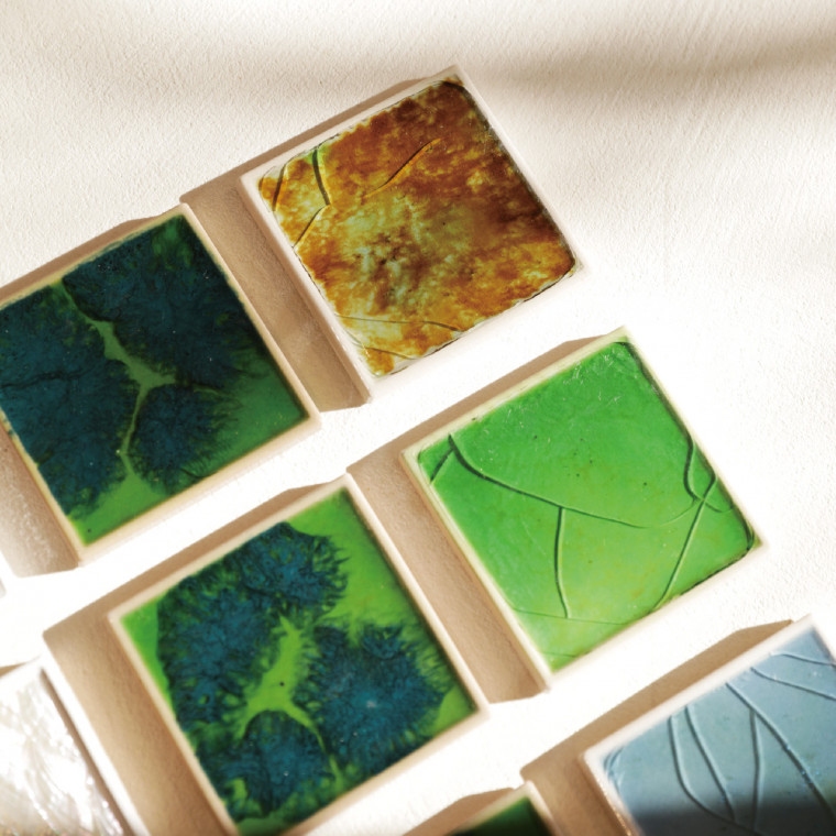 GLASS ART TILE